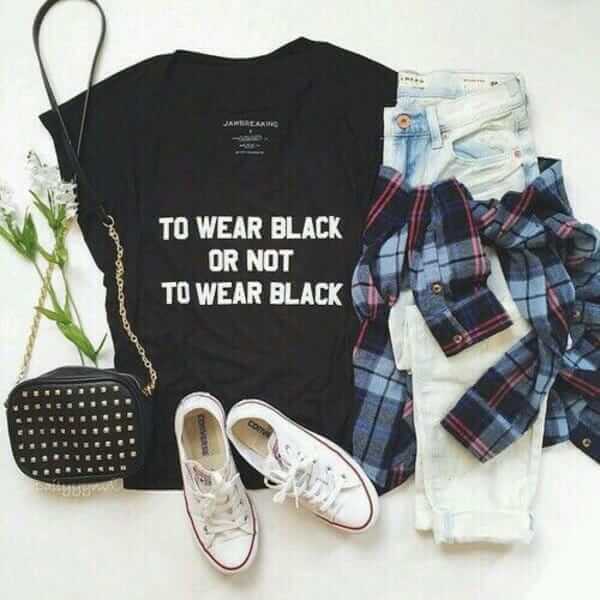Grunge outfit idea nº22: Black print T, plaid shirt, black studded handbag, white low-top Converse Chuck Taylors, washed out ripped jeans