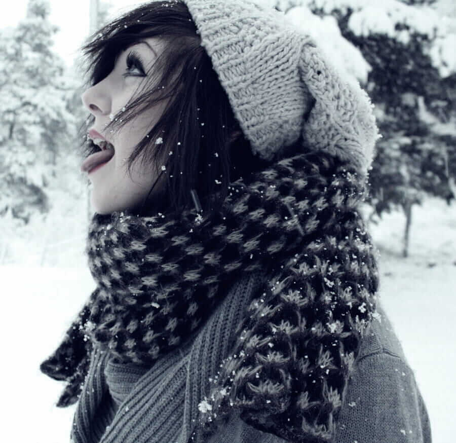Scene Girl wearing a Scarf on winter