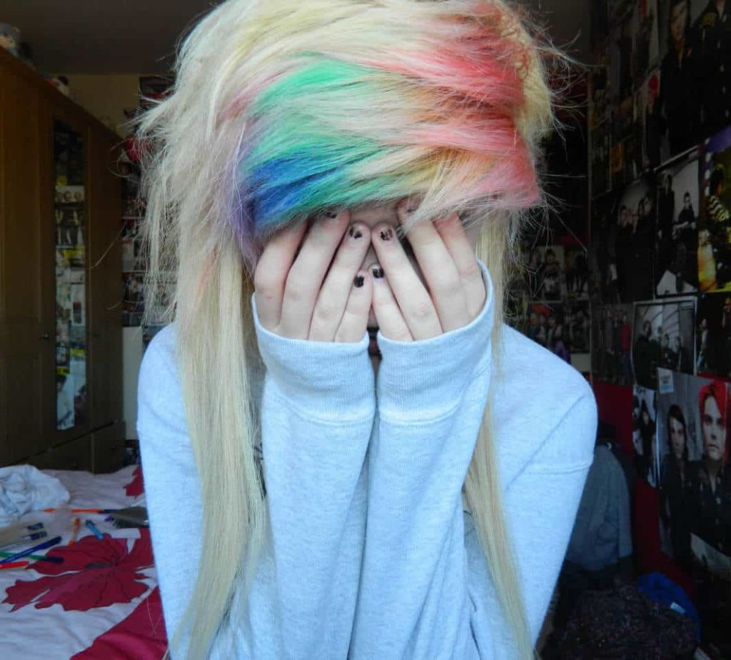 Scene Girl Fashion Tip Nº4: Add a color to your new hairstyle
