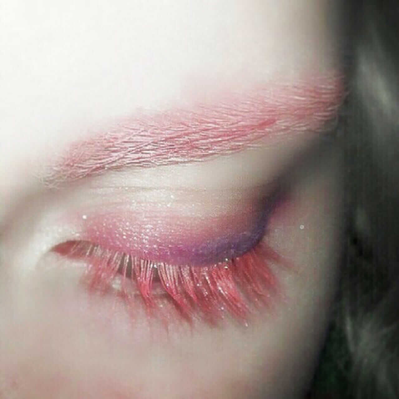 Pastel Grunge Makeup: Pinky Purple Pastel Eye Shadow