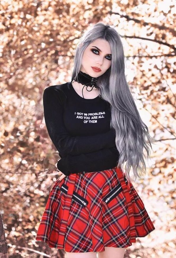 33 Bewitching Goth Outfit Ideas