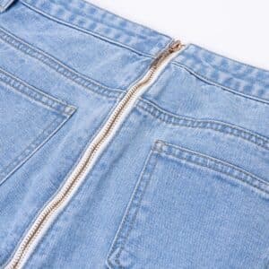Jeans with Back Zipper Details 3