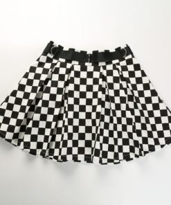 Checkerboard skirt details