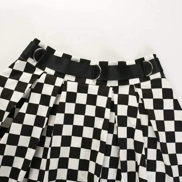Checkerboard skirt details 2