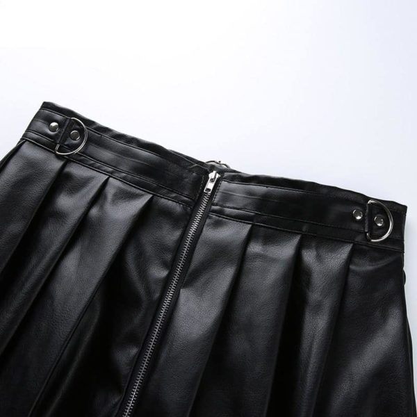 Rivet Pleated Black Skirt with Metal Ring Chain Details