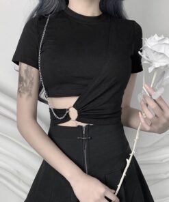 Crop Top with Hollow Out Ring Chain
