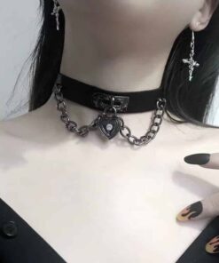 Vegan Leather Choker with Heart Pendant Chains White 4