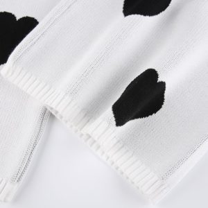 Knitted Heart Pants Details 3