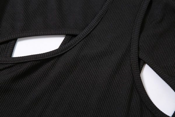 Long-Sleeve Mini Bodycon Dress Details 2