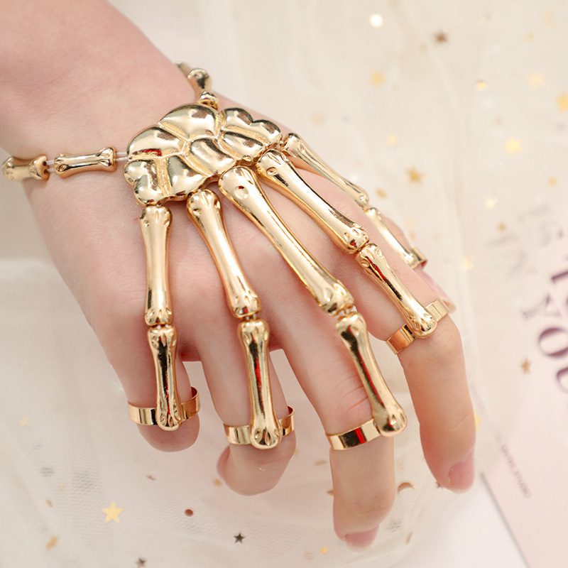 14K Gold 7 Diamond Fringed Finger Bracelet – Nana Bijou
