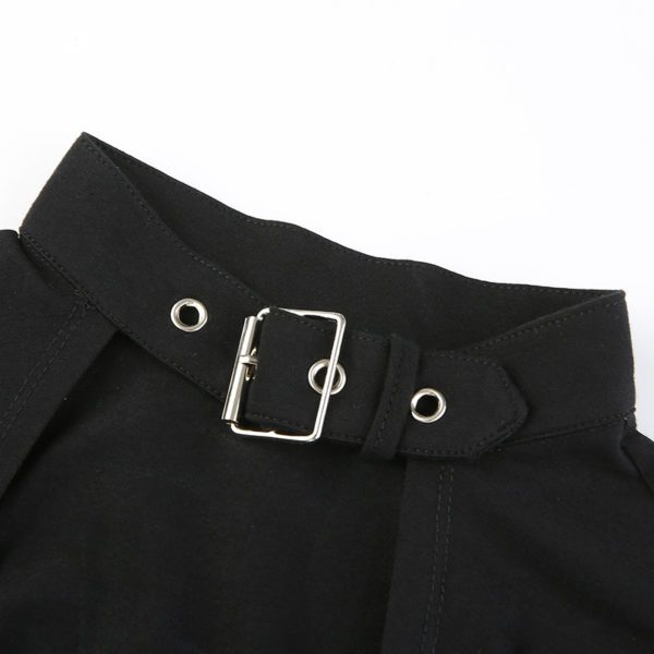 Long Sleeve Buckle Neck Crop Top Details