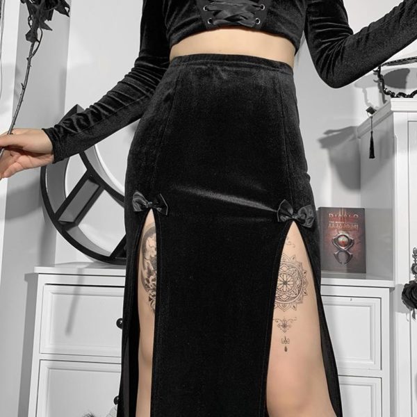 Black Velvet Split Long Skirt 3