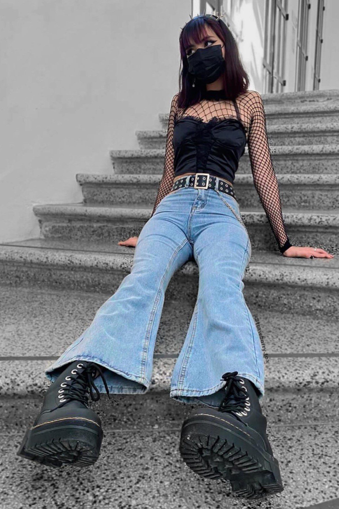 90s Grunge Aesthetic Fashion Style Looks